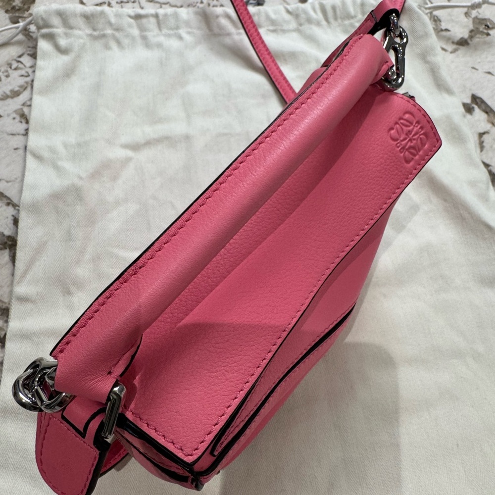 Loewe pink mini puzzle bag - Picture 4 of 10